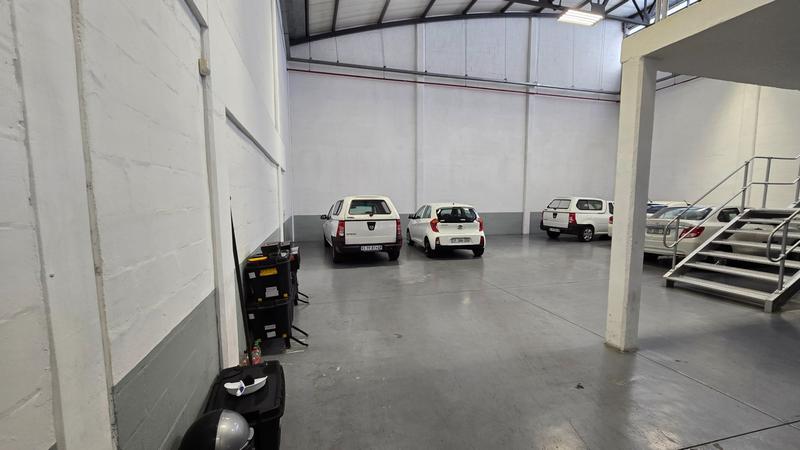 To Let commercial Property for Rent in Matroosfontein Western Cape